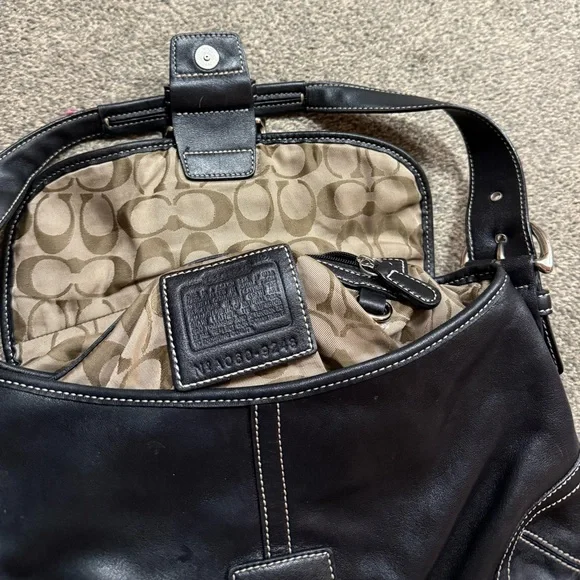 Vintage Coach Y2K Black Leather Soho Mini Baguette Timeless Flap Bag - Picture 5 of 9